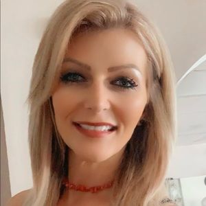 Meet your Posher, Stacy